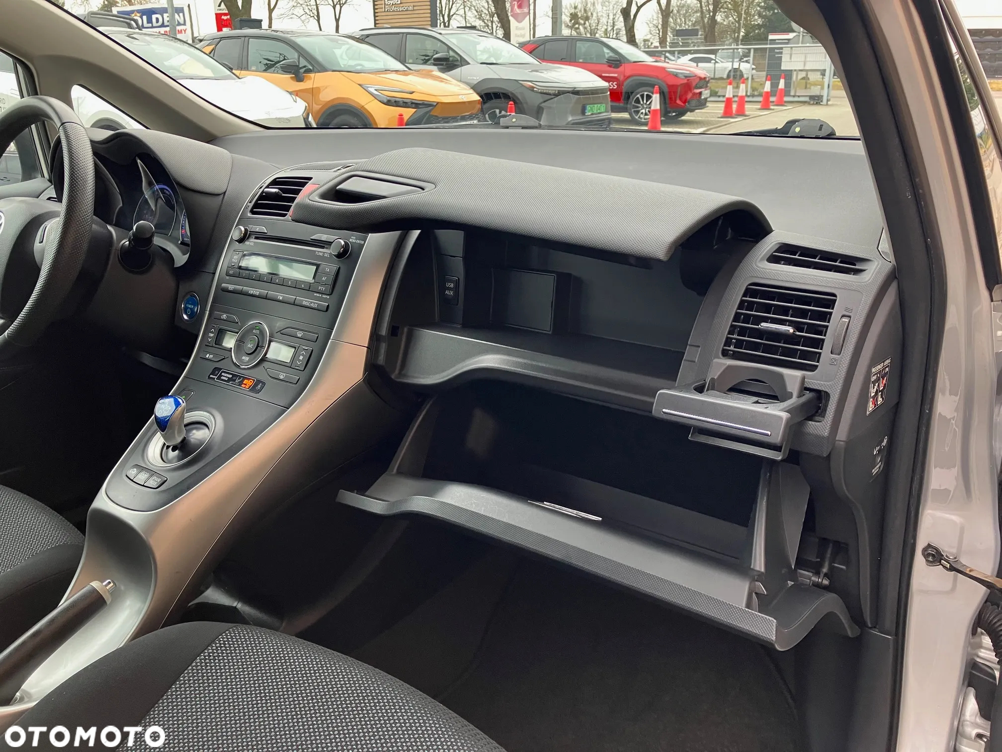 Toyota Auris 1.8 HSD Luna - 13