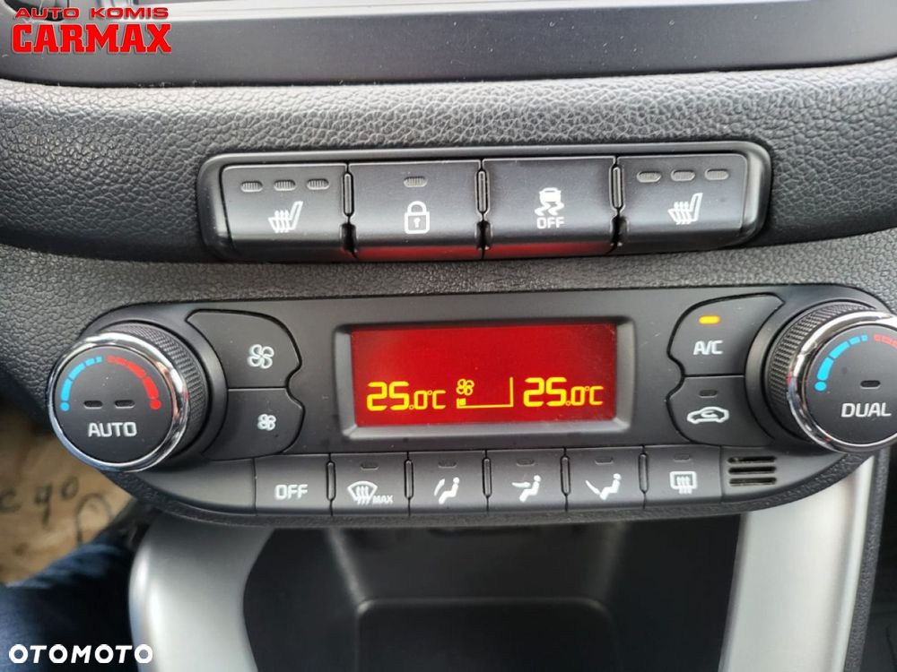 Kia Ceed 1.4 CVVT ISG Dream Team Edition - 22