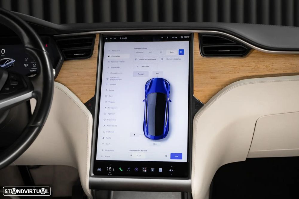 Tesla Model S Standard Range - 19