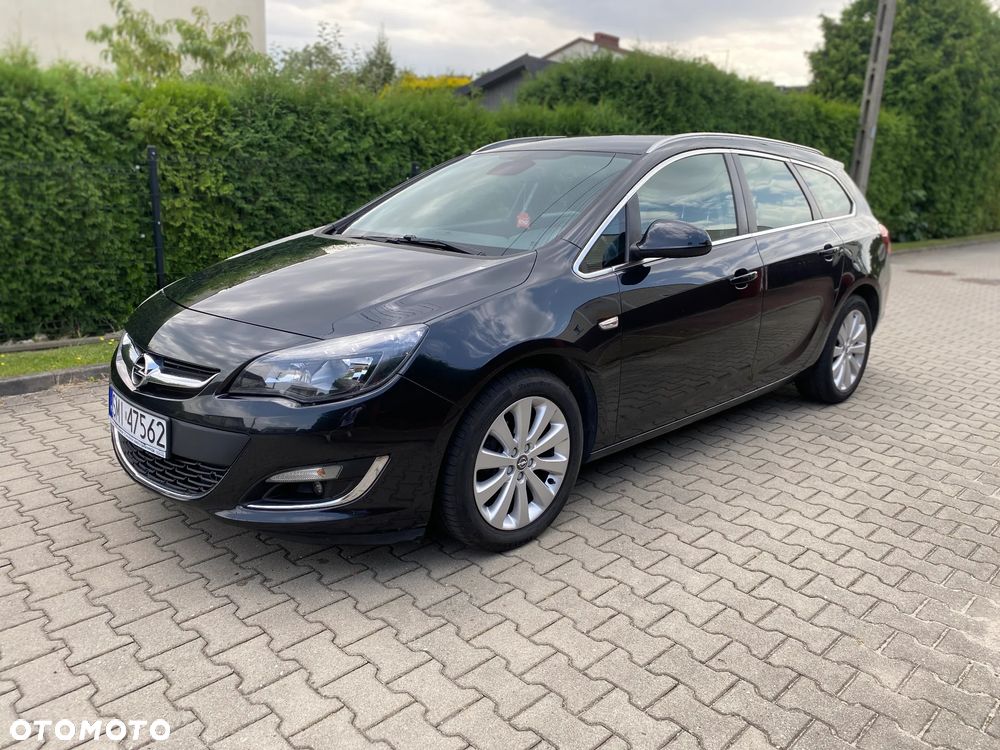 Opel Astra IV 1.4 T Cosmo - 2