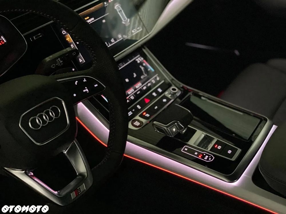 Audi SQ8 - 25