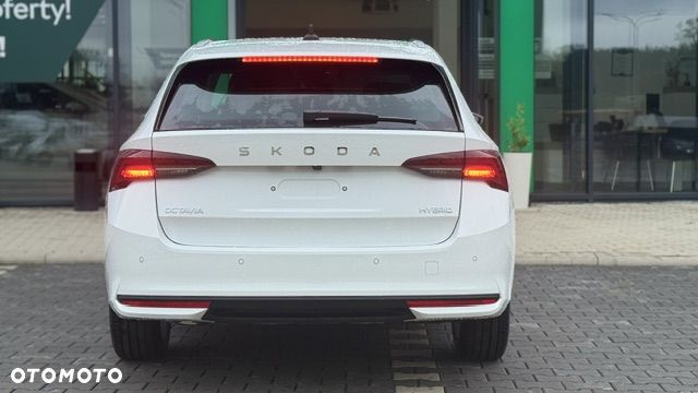 Skoda Octavia - 4