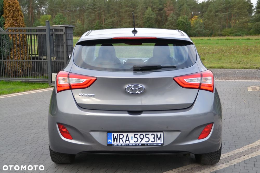 Hyundai i30 i30cw 1.6 Fifa World Cup Edition - 15