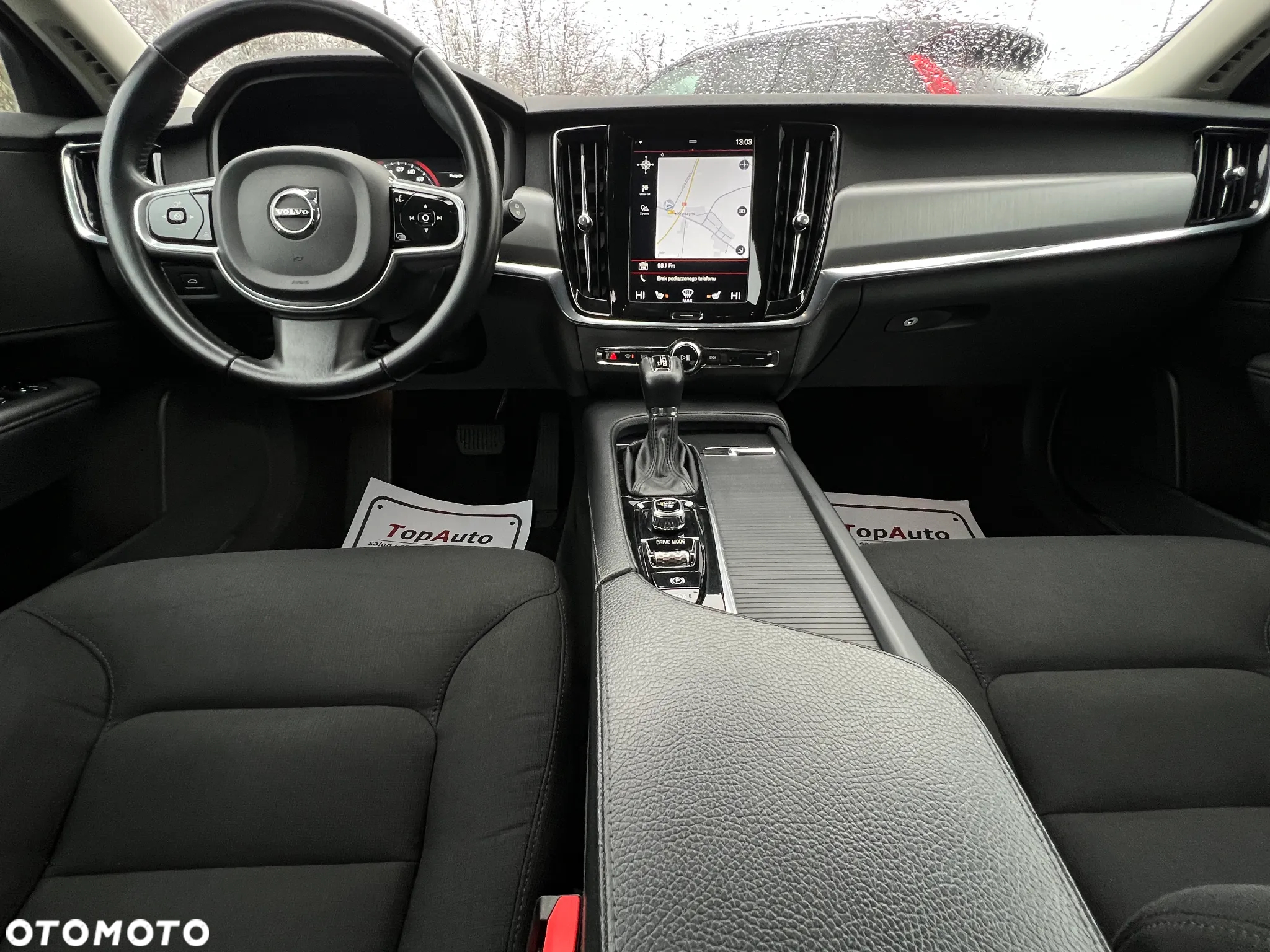 Volvo V90 D4 Momentum Pro - 26
