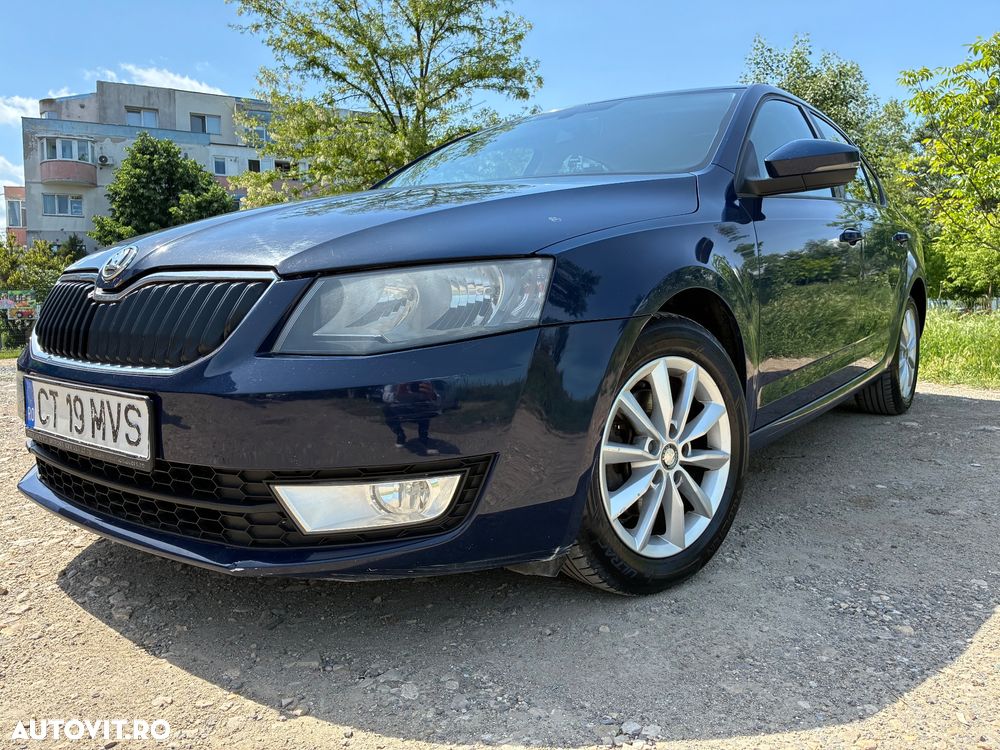 Skoda Octavia 1.6 TDI Ambiente - 1