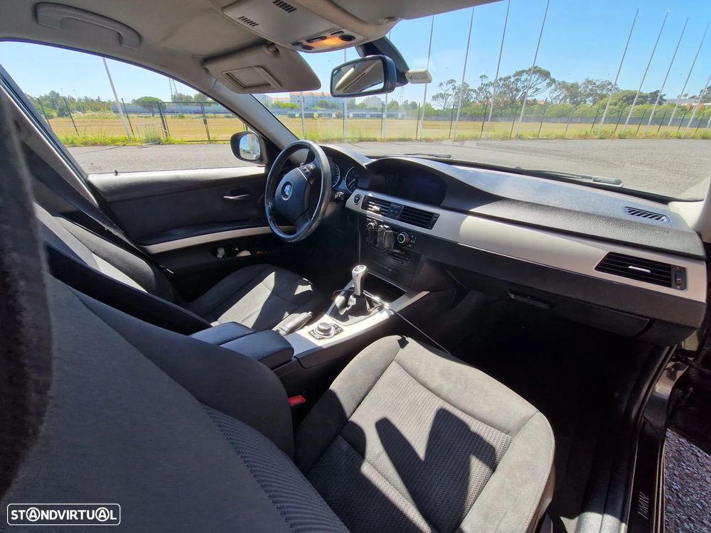 BMW 320 d - 12
