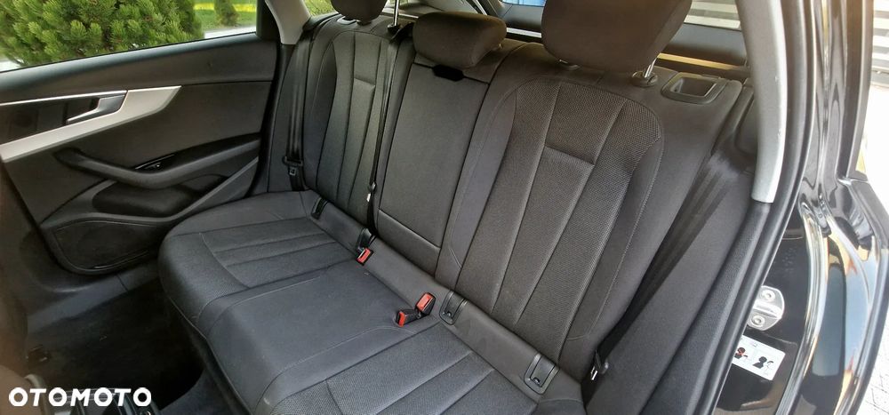 Audi A4 Avant - 37