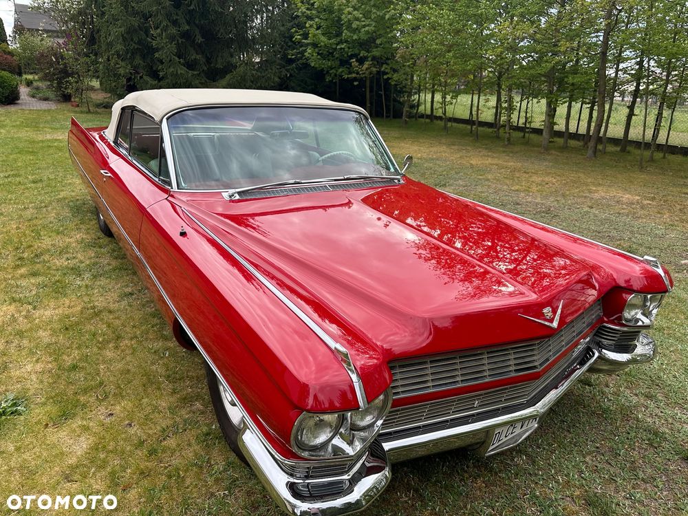 Cadillac Deville - 3