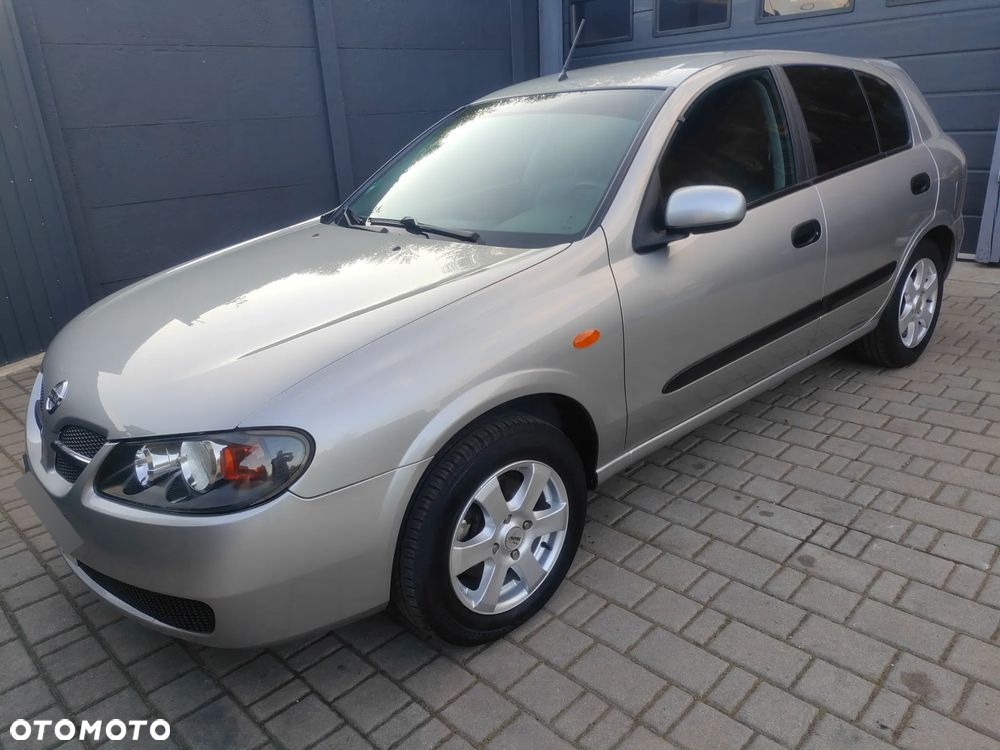 Nissan Almera 1.5 visia - 2