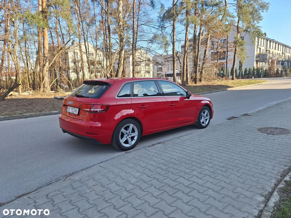 Audi A3 Sportback 35 TFSI S tronic - 9
