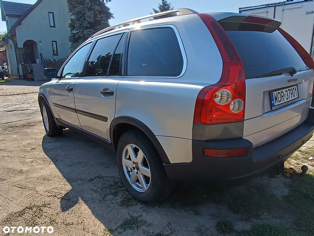 Volvo XC 90 2.4 D5 - 4