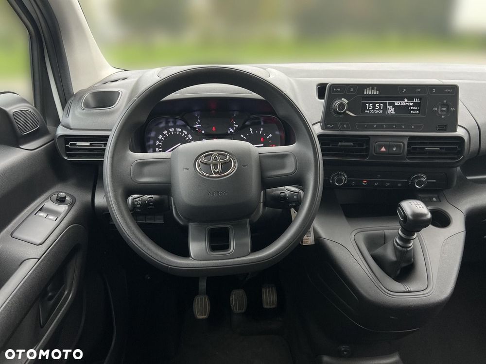 Toyota Proace City Verso 1.5 D-4D Combi - 17
