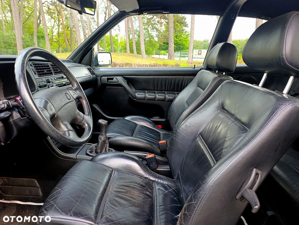 Volkswagen Golf - 14