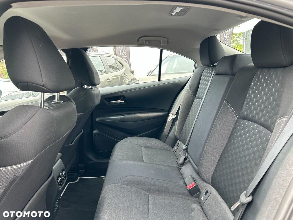 Toyota Corolla 1.8 Hybrid Comfort - 22