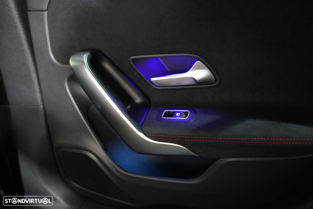 Mercedes-Benz A 200 7G-DCT AMG Line - 29