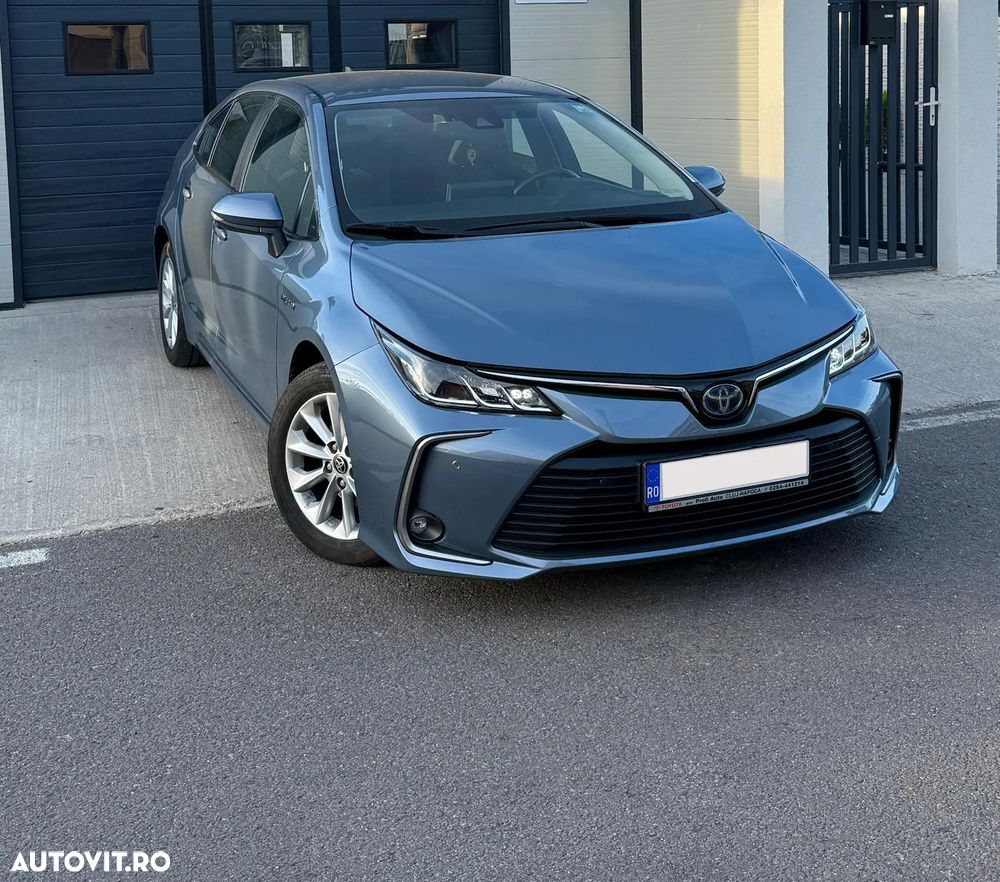 Toyota Corolla - 1
