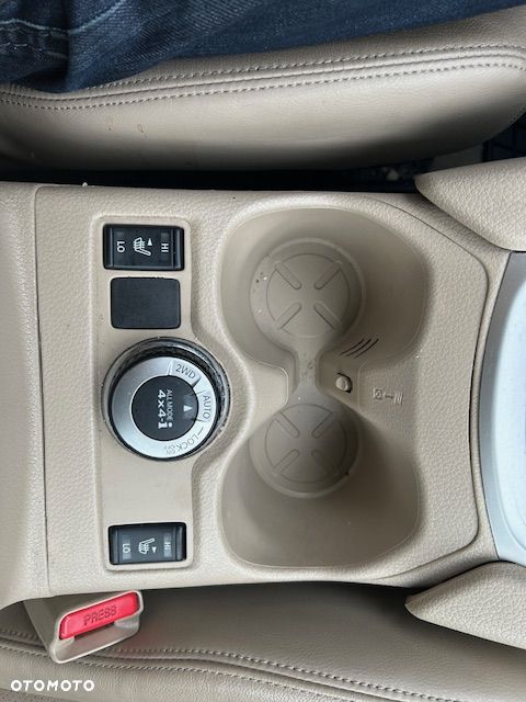 Nissan X-Trail 2.0 dCi Tekna 4WD Xtronic - 6