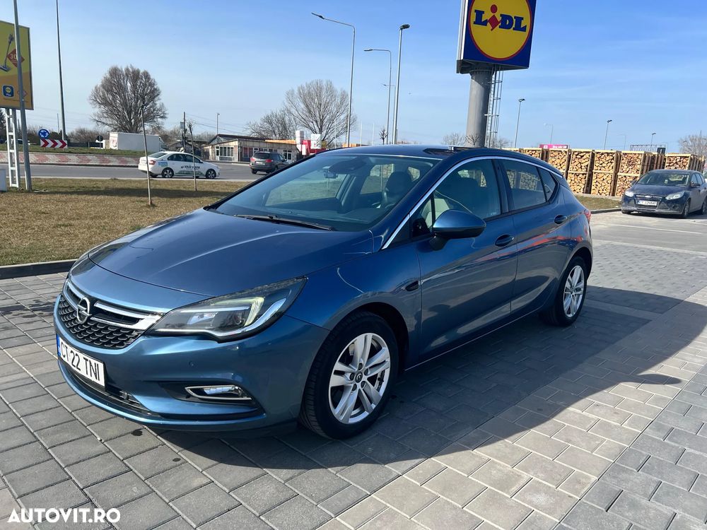 Opel Astra 1.6 D (CDTI) Automatik Innovation - 4