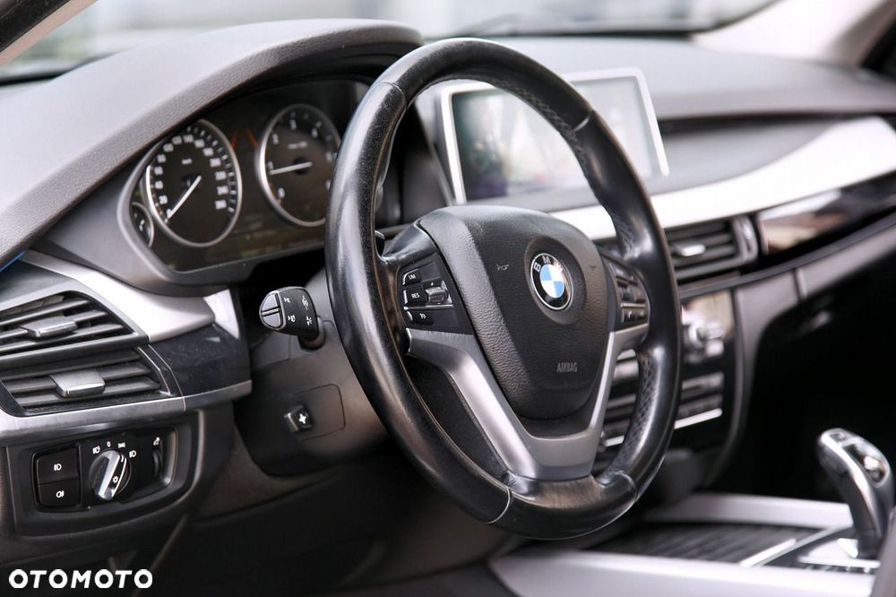 BMW X5 xDrive25d - 13
