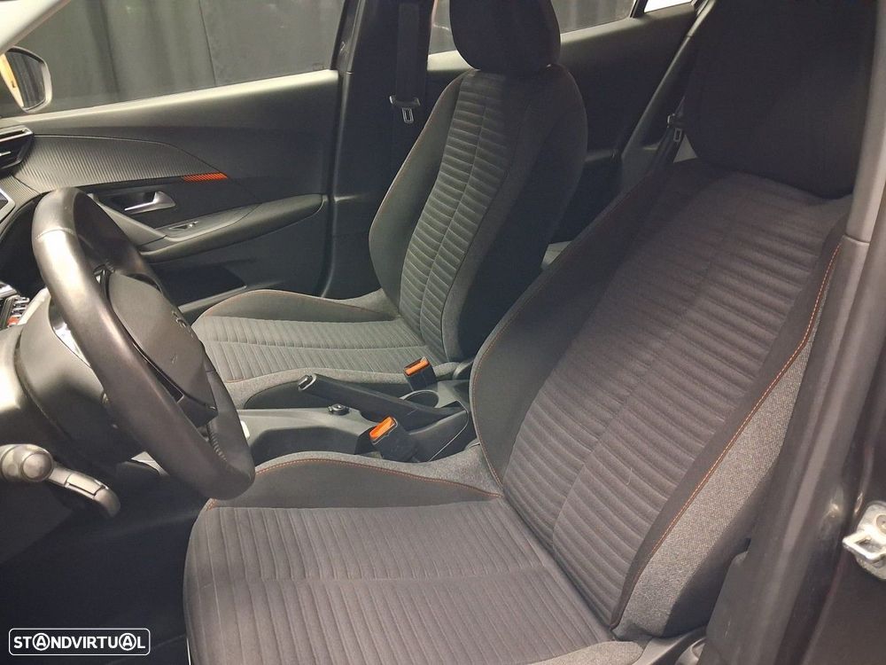 Peugeot 2008 1.2 PureTech Active Pack - 10