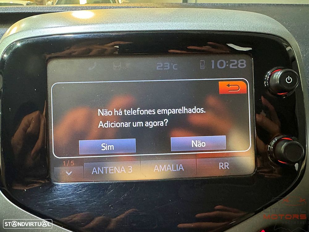 Toyota Aygo 1.0 X-Play Plus - 29