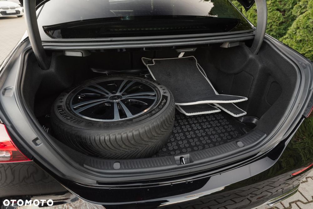 Mercedes-Benz Klasa E - 39