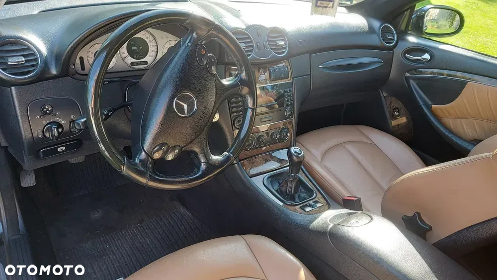 Mercedes-Benz CLK Cabrio 200 Kompressor Avantgarde - 3