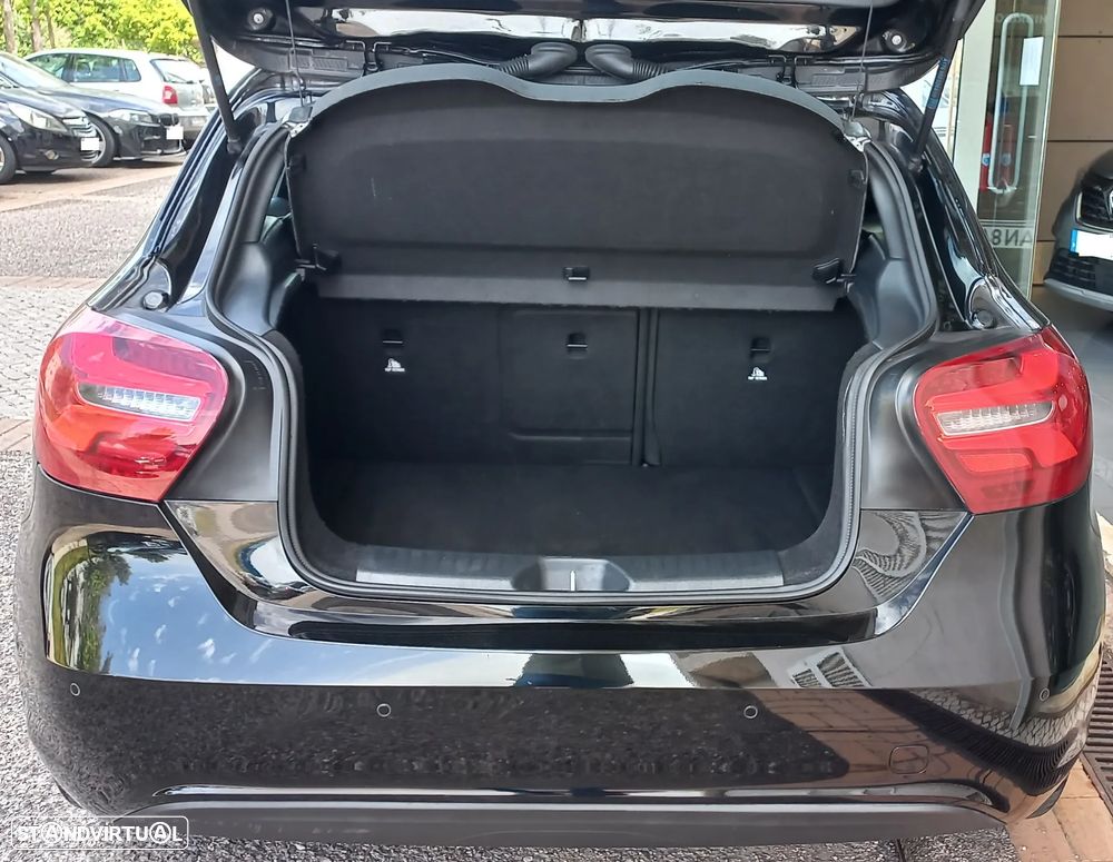 Mercedes-Benz A 180 d Urban - 17