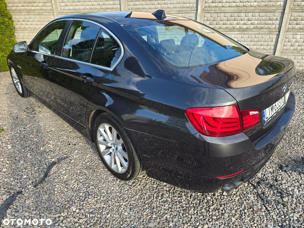BMW Seria 5 520d Sport-Aut - 15