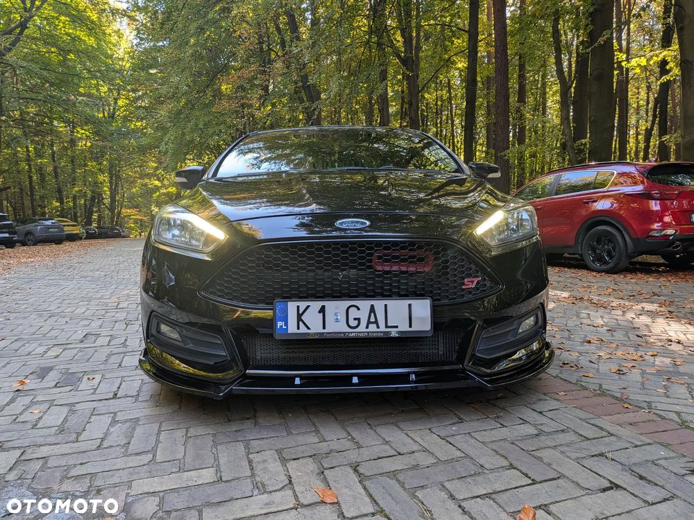 Ford Focus - 17