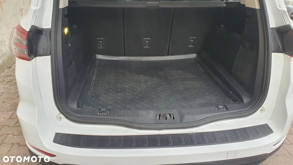 Ford S-Max 2.0 TDCi Titanium PowerShift - 23
