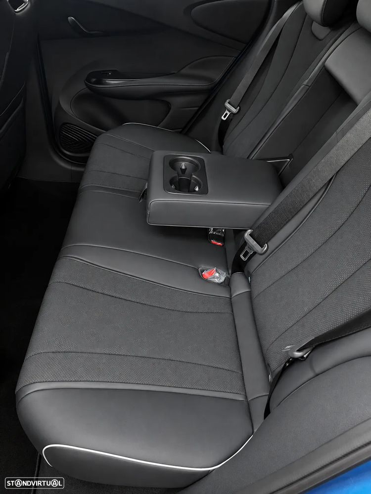 BYD Dolphin - 10