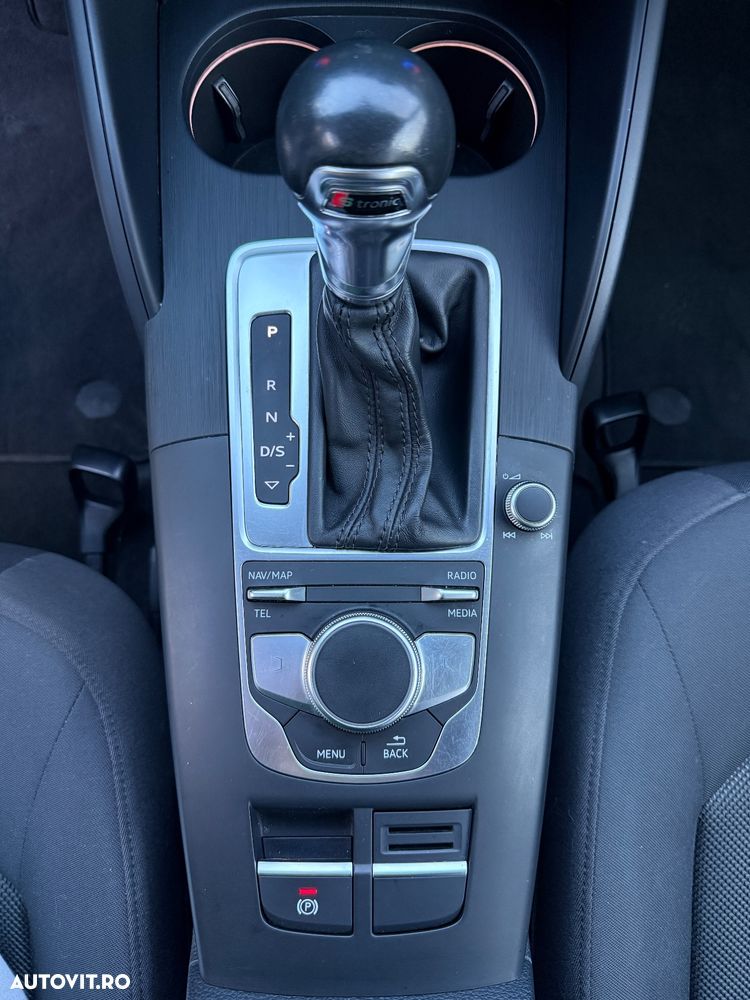 Audi A3 1.6 TDI Limousine S tronic - 6