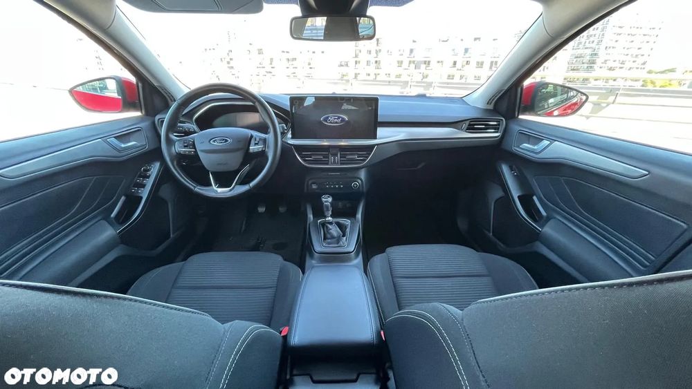 Ford Focus 1.0 EcoBoost Titanium X - 19