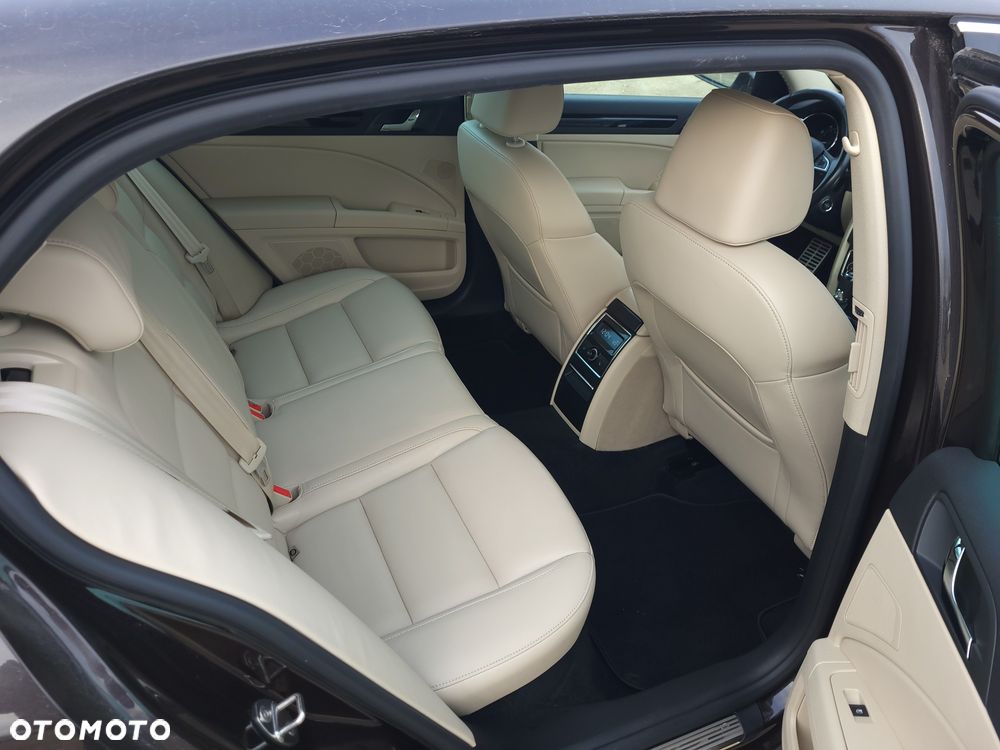 Skoda Superb 1.8 TSI DSG Exclusive - 8