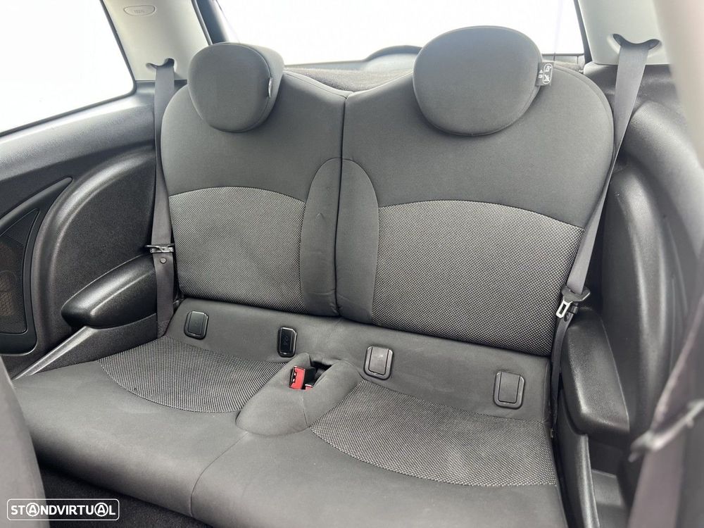 MINI 3 Portas Cooper - 15