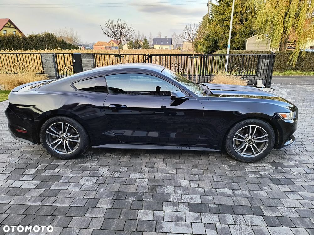Ford Mustang 2.3 Eco Boost - 5