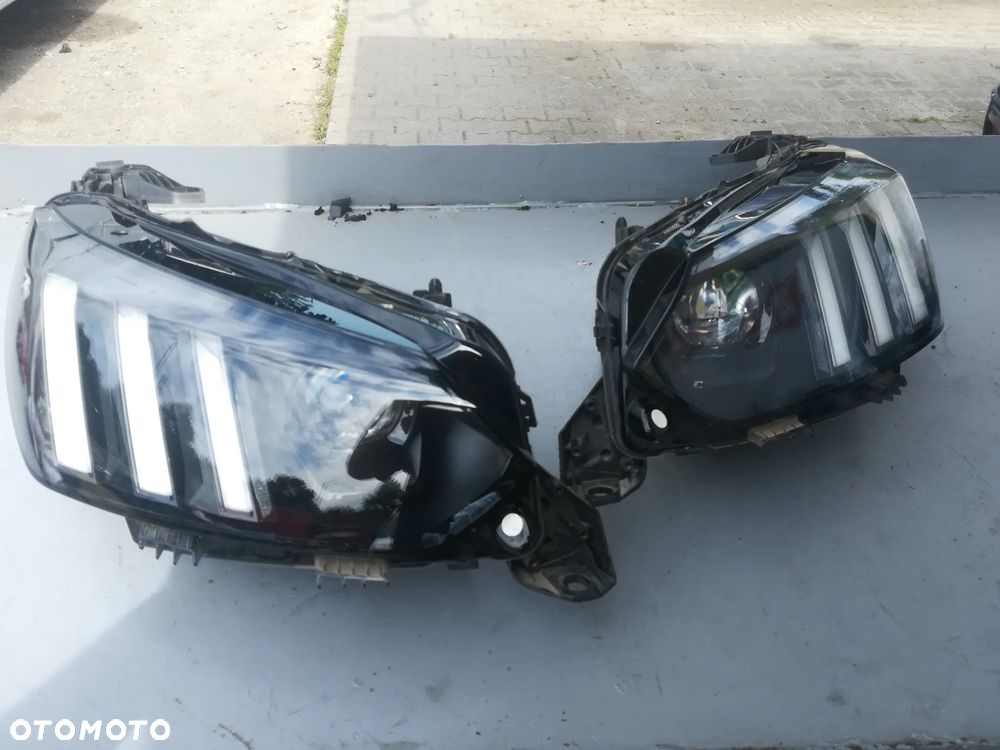 Lampa Przednia Prawa Peugeot 2008 II 208 II GT Full Led