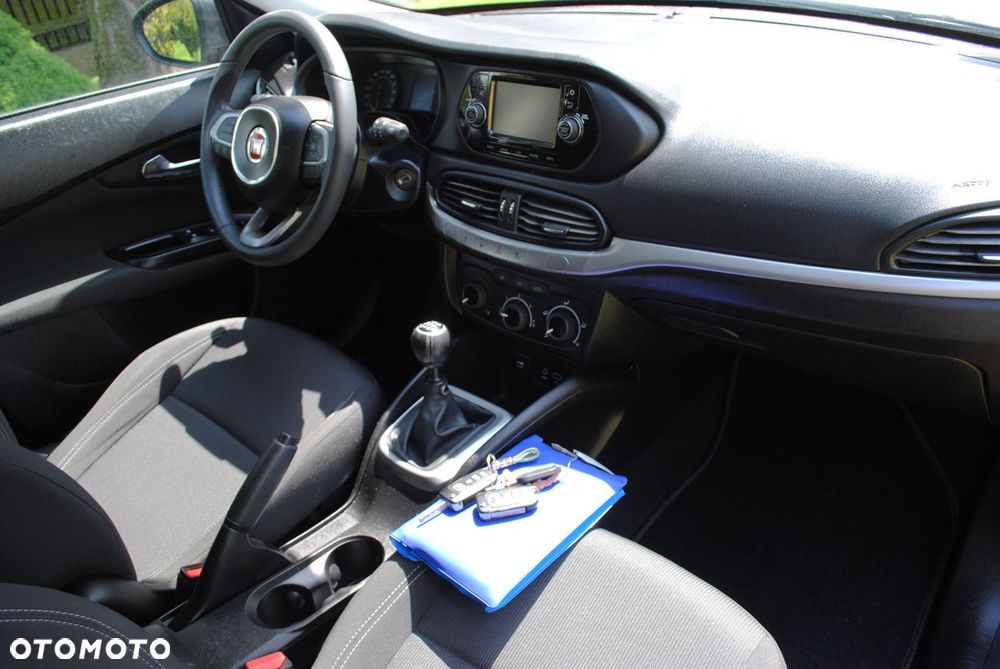 Fiat Tipo 1.4 16V Sport - 21