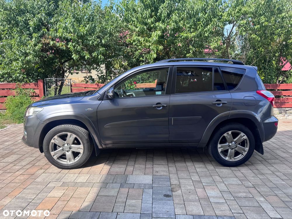 Toyota RAV4 2.2 D-CAT Premium - 22