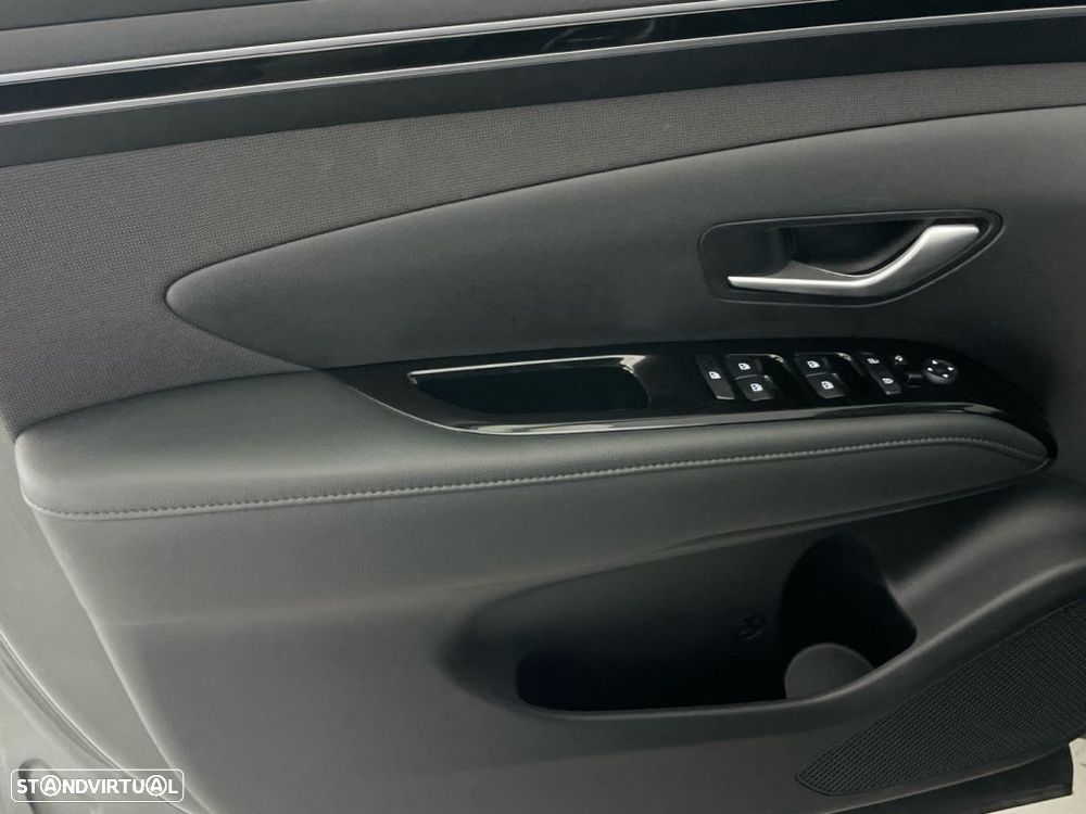 Hyundai Tucson 1.6 CRDi Vanguard DCT - 17