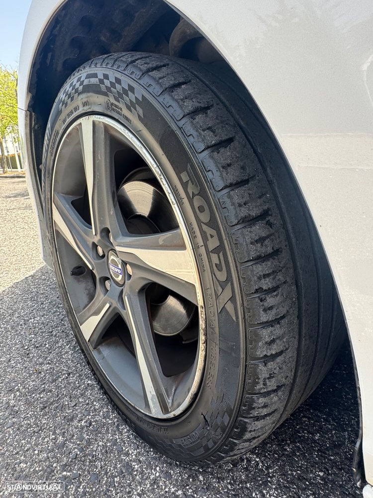 Volvo V40 1.6 D2 R-Design Momentum - 20