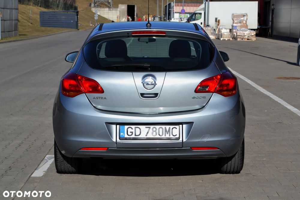 Opel Astra 1.4 Enjoy - 17