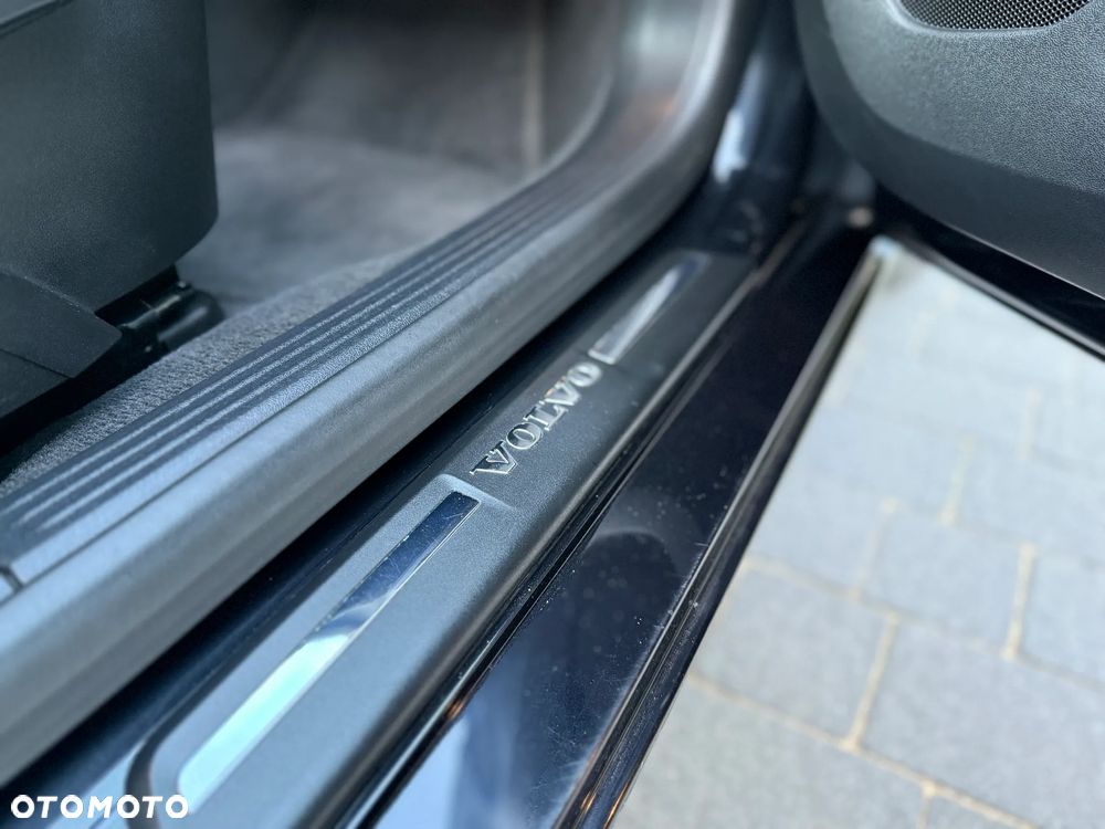 Volvo V40 D3 Momentum - 31