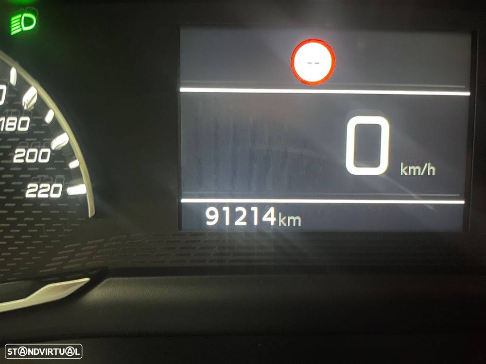 Peugeot 208 PureTech 75 Active Pack - 24