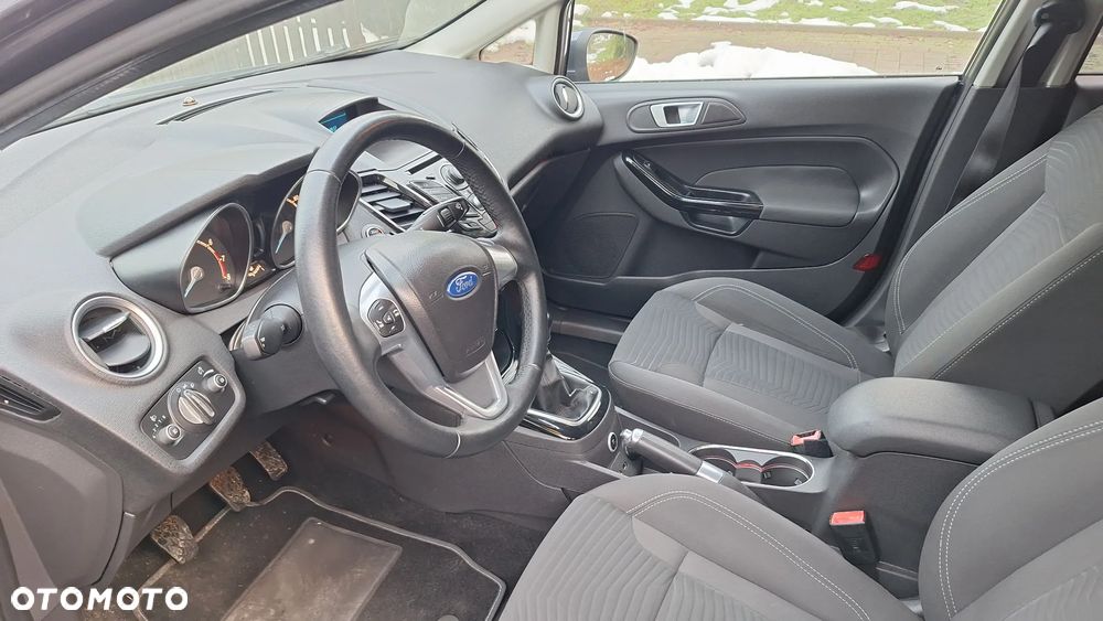 Ford Fiesta 1.4 Titanium EU6 - 13