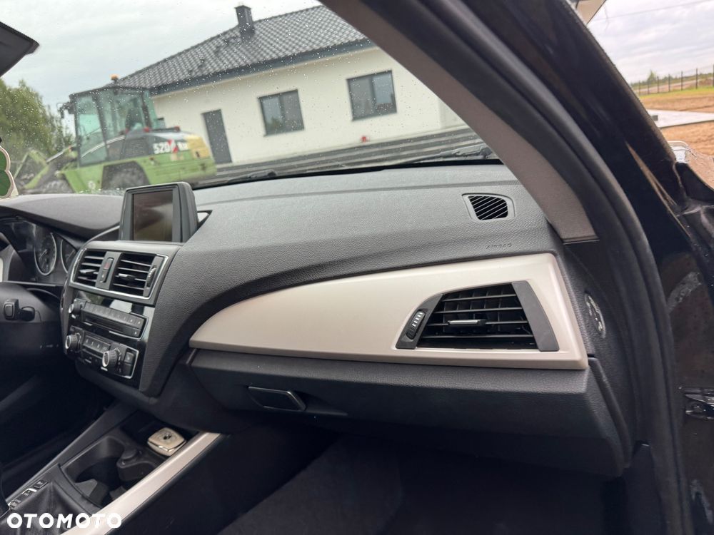 BMW Seria 1 - 18