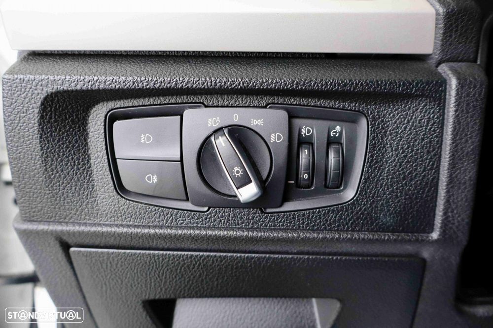 BMW 116 i Advantage - 12