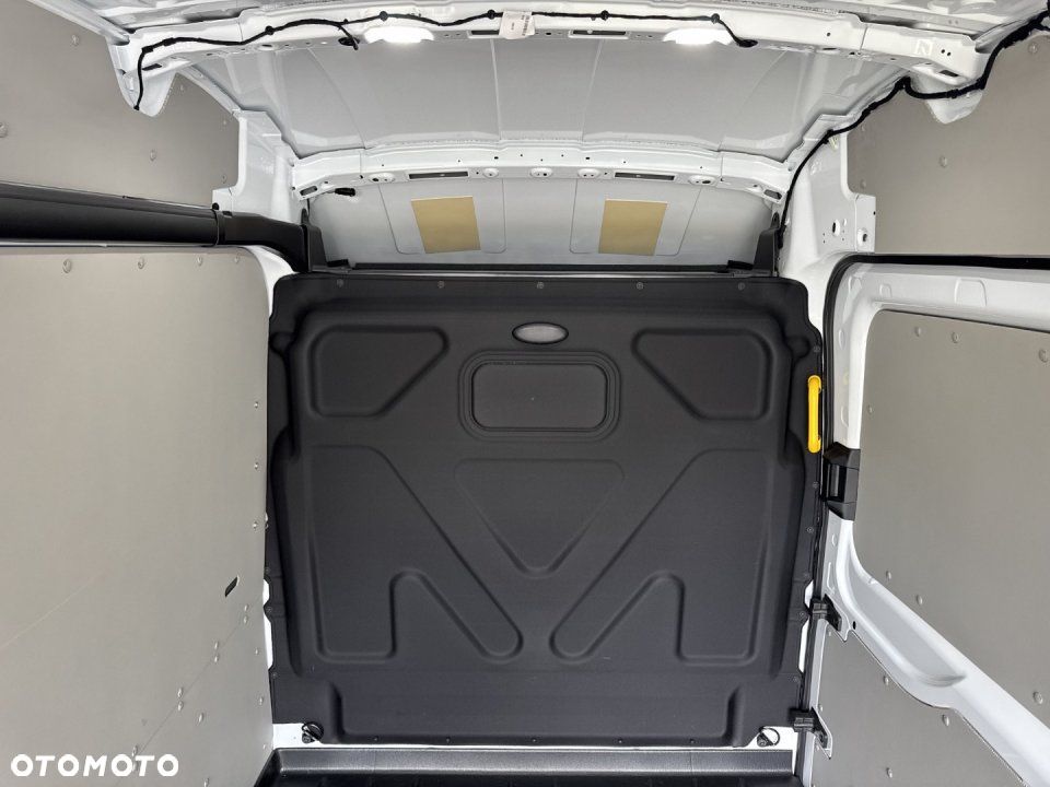 Ford Transit - 21