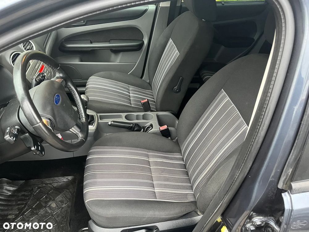 Używany Ford Focus 2009 - 11 900 PLN, 220 750 km - Otomoto.pl